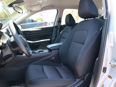 Used 2023 Nissan Altima 2.5 S FWD image 19
