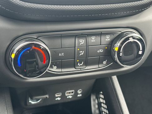 Used 2023 Chevrolet TrailBlazer LT image 20