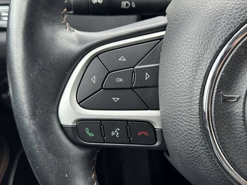 Used 2019 Jeep Compass Limited AWD/4WD image 23