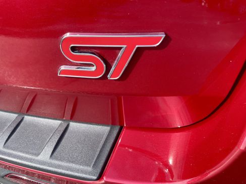 Used 2023 Ford Explorer ST w/ Equipment Group 401A image 35