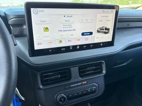 Used 2025 Ford Maverick XL w/ Equipment Group 102A AWD/4WD image 29