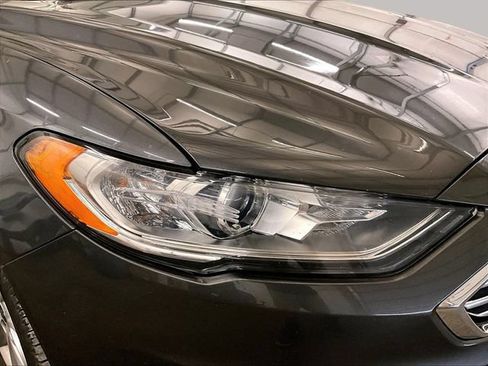 Used 2017 Ford Fusion S FWD image 27