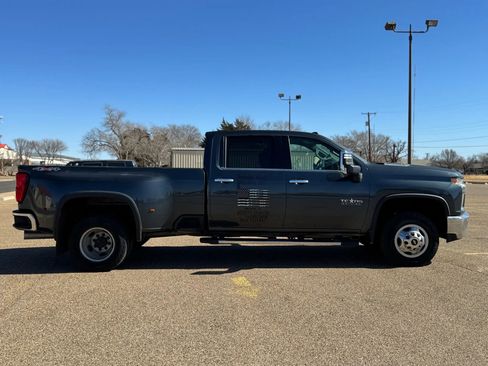 Used 2020 Chevrolet Silverado 3500 LTZ w/ LTZ Texas Edition image 5