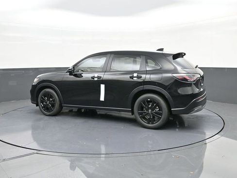 New 2026 Honda HR-V Sport image 5