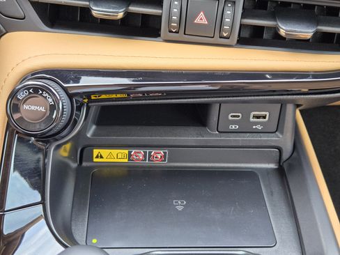 Used 2025 Lexus NX 350 AWD w/ Accessory Package (2T) image 31