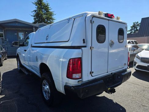 Used 2018 RAM 2500 Tradesman w/ Power & Remote Entry Group AWD/4WD image 2