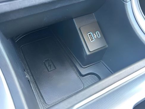 Used 2021 Ford Edge SEL w/ Convenience Package image 23