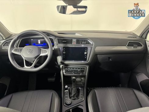 Used 2023 Volkswagen Tiguan SE w/ Panoramic Sunroof Package AWD/4WD image 14