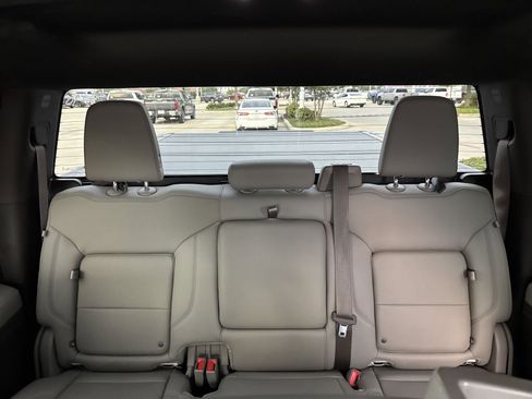 Used 2022 GMC Sierra 1500 SLT image 29