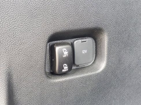 Used 2024 Ford Edge SEL w/ Convenience Package image 9