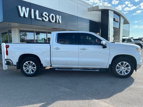 Used 2022 Chevrolet Silverado 1500 LTZ AWD/4WD image 2