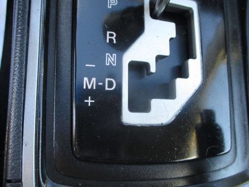 Used 2013 MAZDA MAZDA6 i Sport image 11