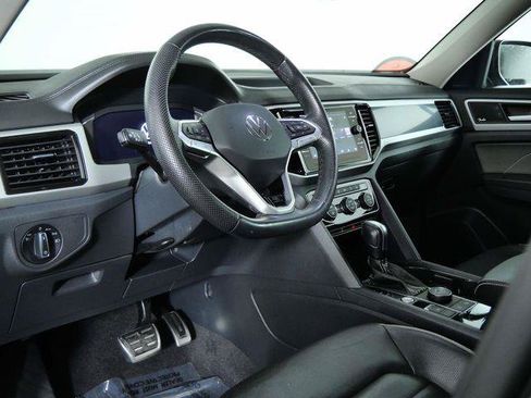 Used 2023 Volkswagen Atlas SEL Premium AWD/4WD image 17