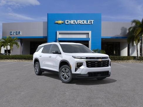 New 2026 Chevrolet Traverse LT FWD image 1