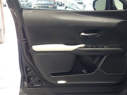 Used 2021 Lexus UX 250h w/ Premium Package image 10