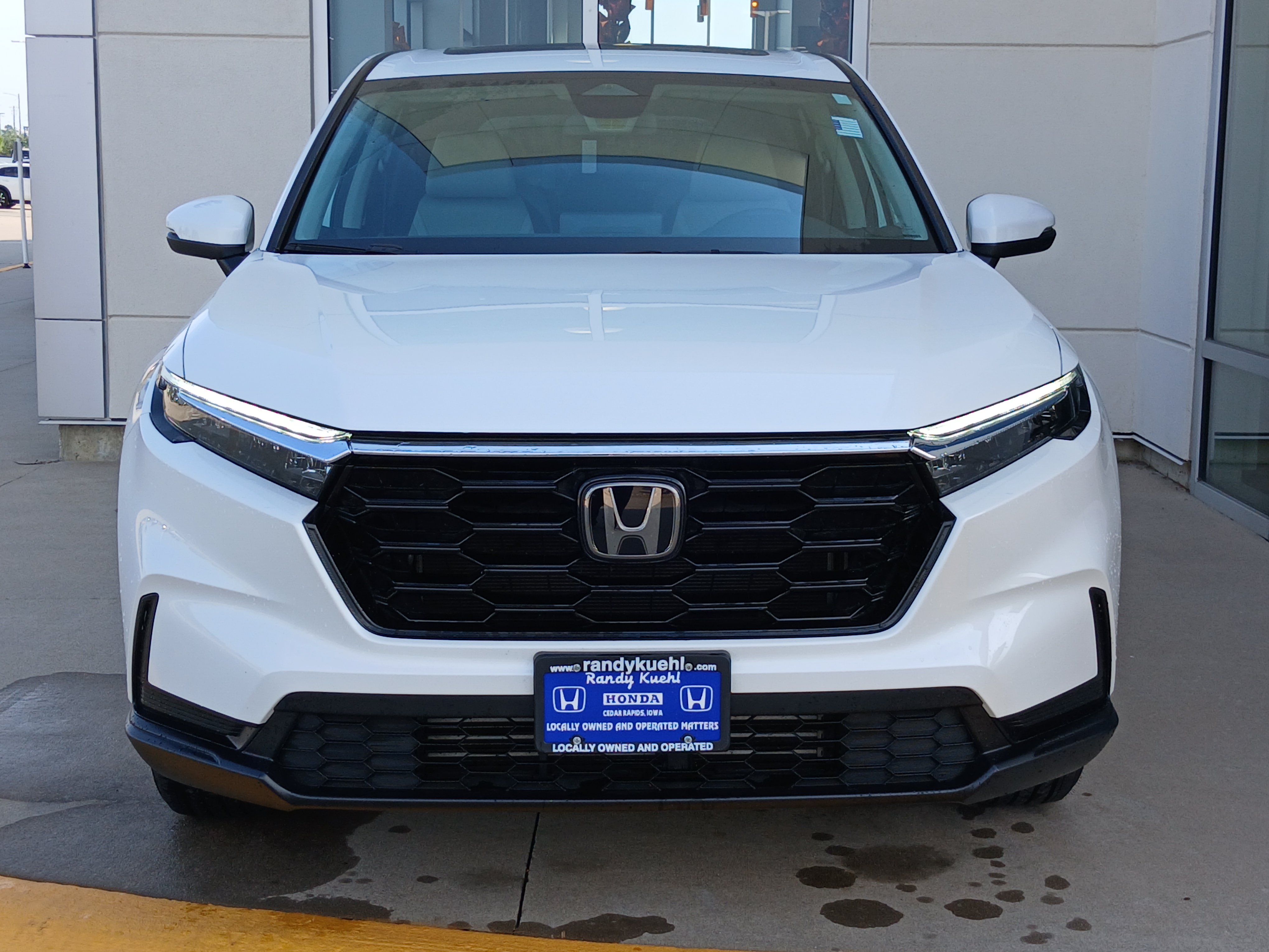 Used 2024 Honda CR-V EX image 4