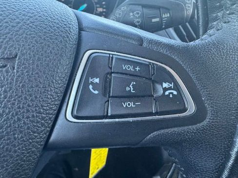 Used 2018 Ford Escape SEL FWD image 17
