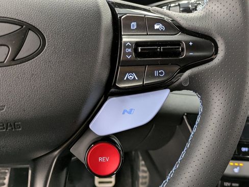 Used 2025 Hyundai Elantra N image 17