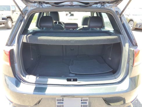 Used 2018 Volkswagen GTI SE w/ SE Leather Package FWD image 7