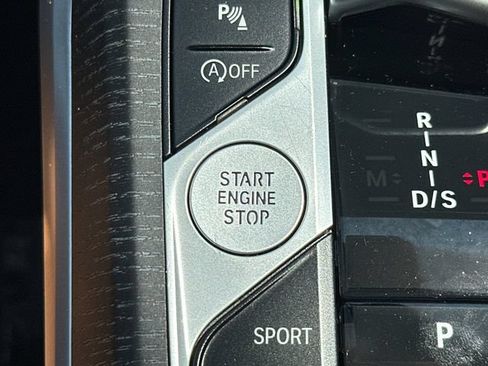 Used 2026 BMW 330i xDrive Sedan AWD/4WD image 33