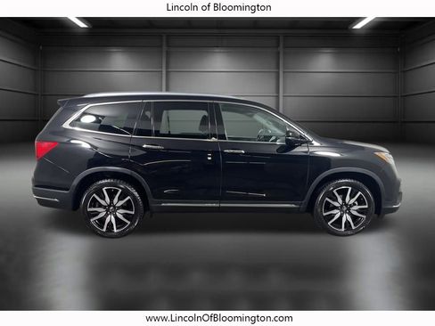 Used 2019 Honda Pilot Touring image 8