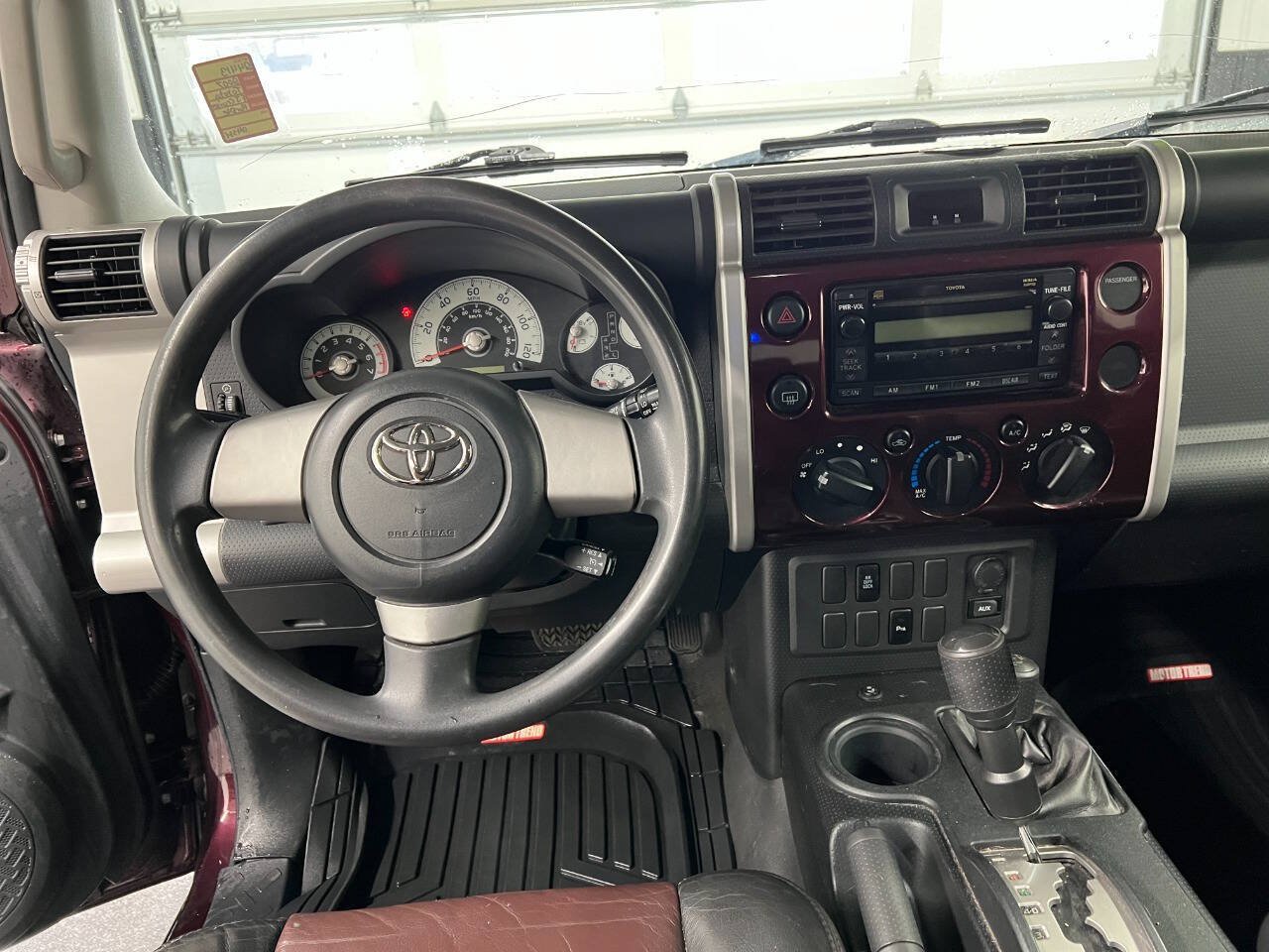 Used 2007 Toyota FJ Cruiser 4WD w/ Convenience Pkg image 8