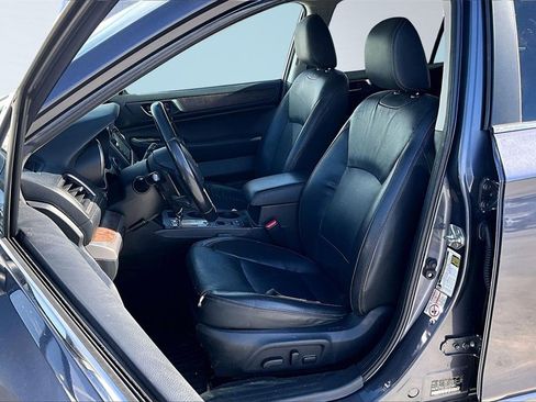 Used 2016 Subaru Outback 2.5i Limited image 3