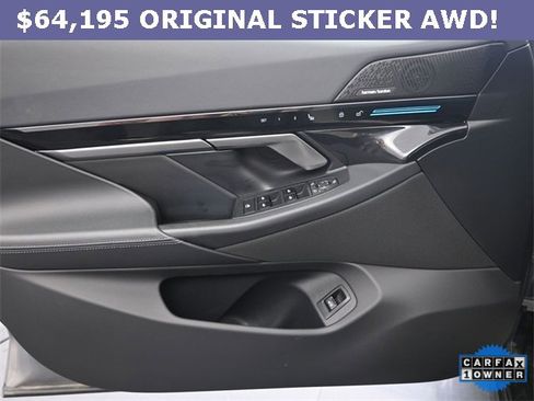 Used 2024 BMW 530i xDrive image 12