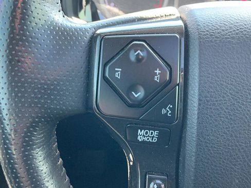 Certified 2024 Toyota 4Runner TRD Off-Road Premium w/ Off Road Premium Plus Package AWD/4WD image 18