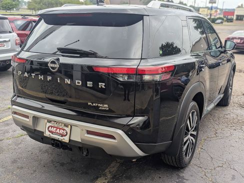 Used 2023 Nissan Pathfinder Platinum w/ Cargo Package AWD/4WD image 10