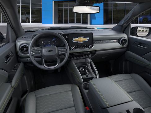 New 2026 Chevrolet Colorado ZR2 w/ Technology Package AWD/4WD image 15