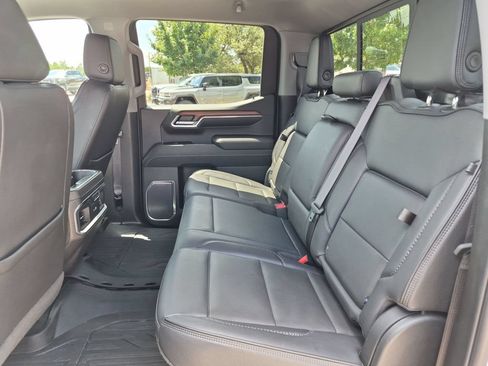Used 2023 GMC Sierra 1500 Denali w/ Technology Package AWD/4WD image 38