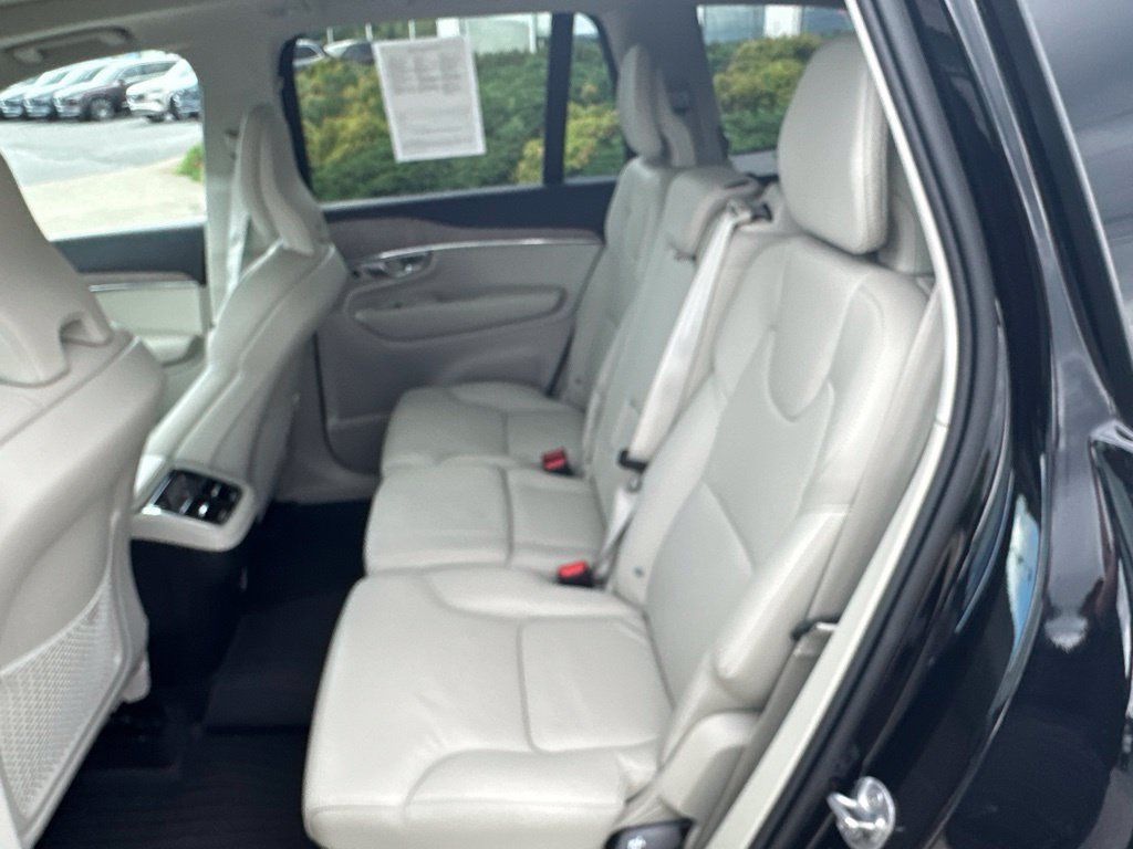 Certified 2023 Volvo XC90 B6 Plus w/ Protection Package Premier AWD/4WD image 40