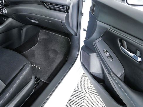 Used 2020 Nissan Sentra SV FWD image 23