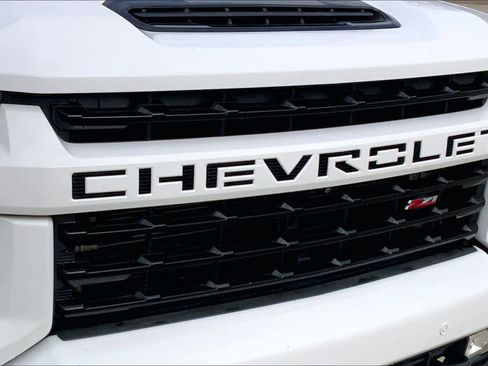 Used 2021 Chevrolet Silverado 2500 LTZ w/ LTZ Plus Package image 29