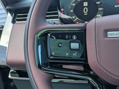 New 2026 Land Rover Range Rover Sport Dynamic SE AWD/4WD image 17