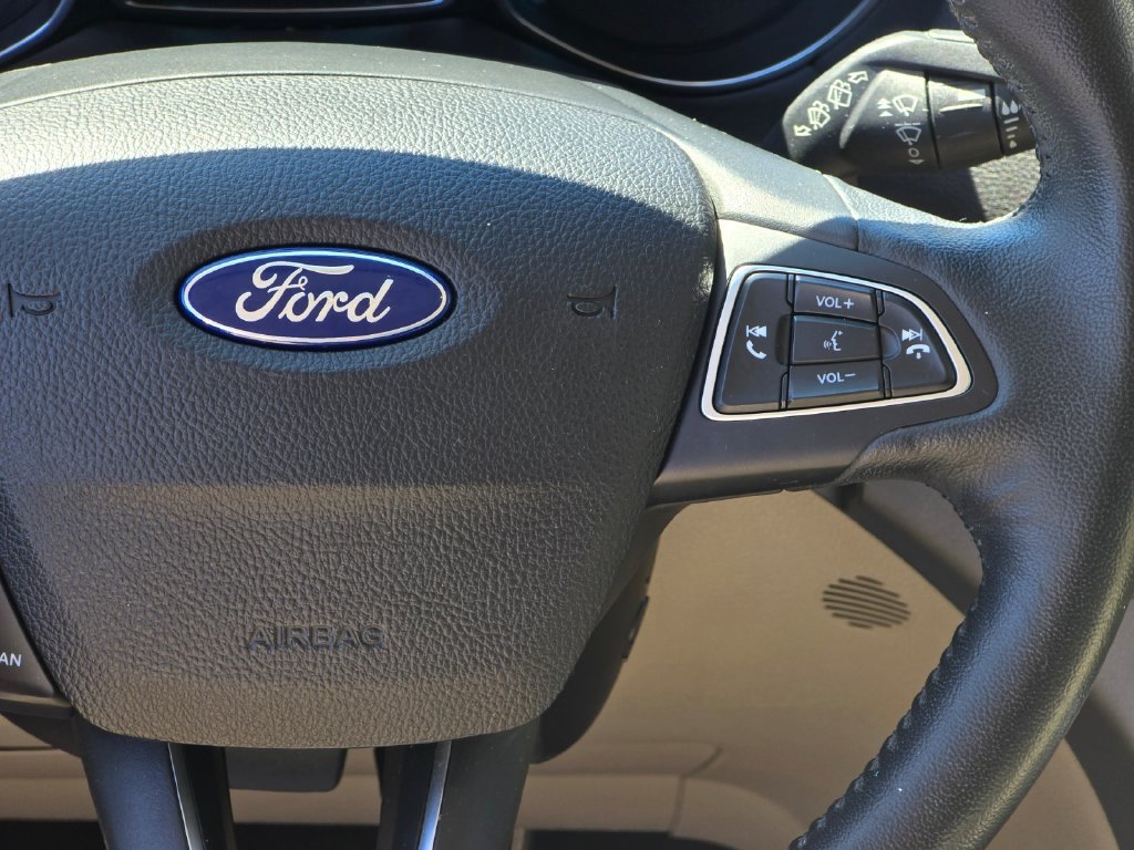 Used 2019 Ford Escape SEL FWD image 16