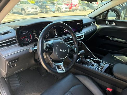 Used 2022 Kia K5 EX w/ EX Premium Package FWD image 9