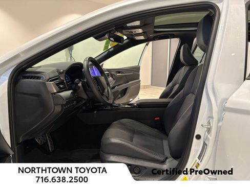 Used 2025 Toyota Camry XSE image 21