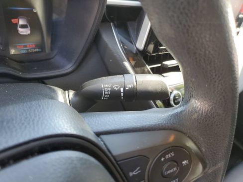 Used 2020 Toyota Corolla LE FWD image 25