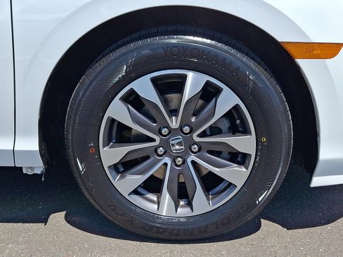 Used 2022 Honda Odyssey EX-L image 8