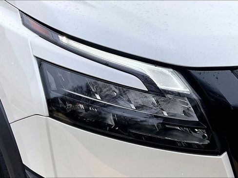 Used 2023 Nissan Pathfinder Rock Creek image 30