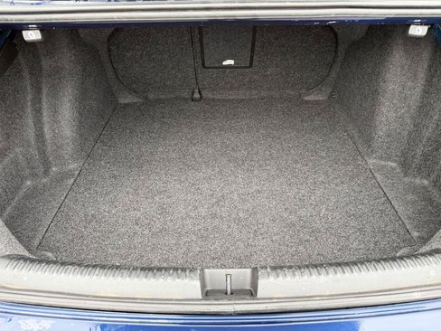 Used 2012 Volkswagen Jetta SE FWD image 15