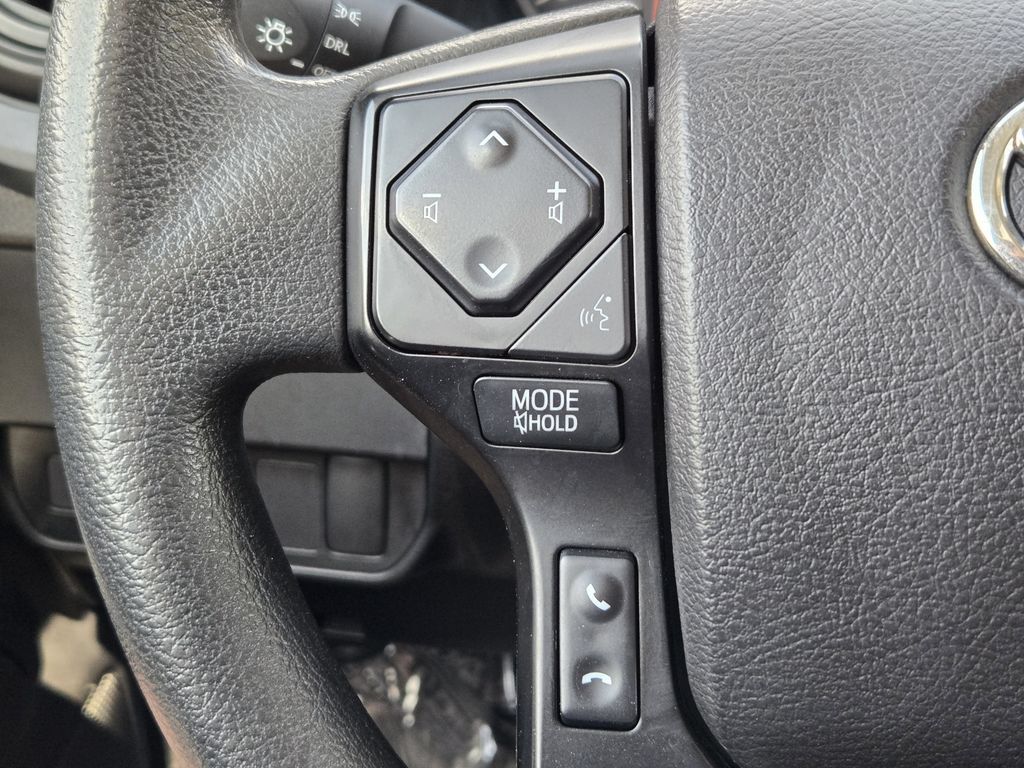 Used 2022 Toyota Tacoma SR RWD image 28