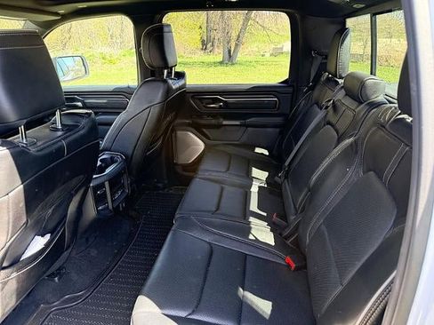 Used 2019 RAM 1500 Limited AWD/4WD image 8