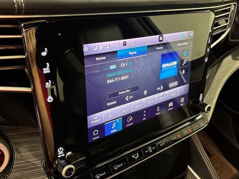 Used 2022 Jeep Wagoneer Series III w/ Convenience Group I RWD image 38