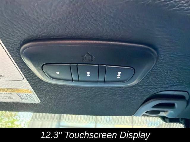 Certified 2024 Jeep Wrangler Unlimited Sahara w/ Technology Group AWD/4WD image 35