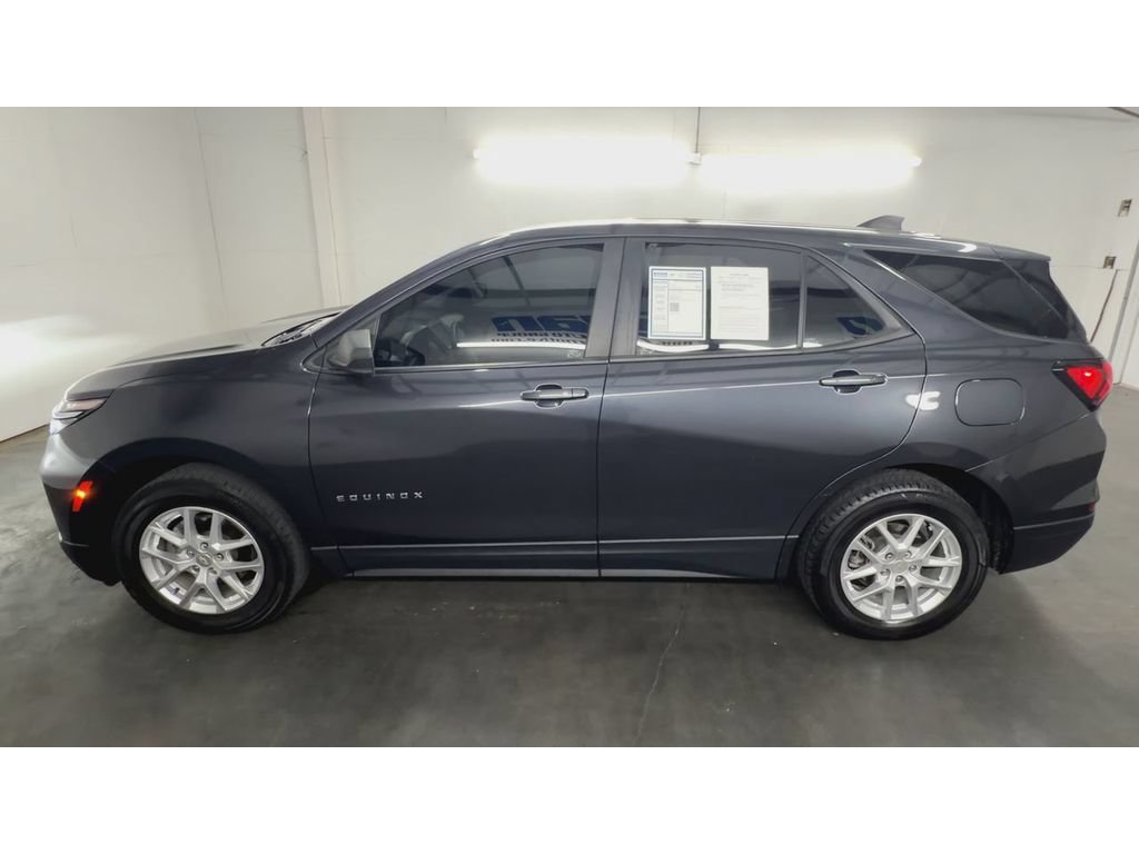 Certified 2022 Chevrolet Equinox LS AWD/4WD image 5