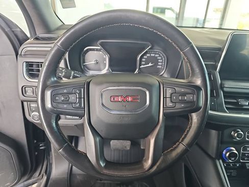 Used 2021 GMC Yukon XL AT4 w/ AT4 Premium Plus Package AWD/4WD image 23