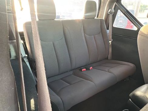 Used 2015 Jeep Wrangler Sport AWD/4WD image 28